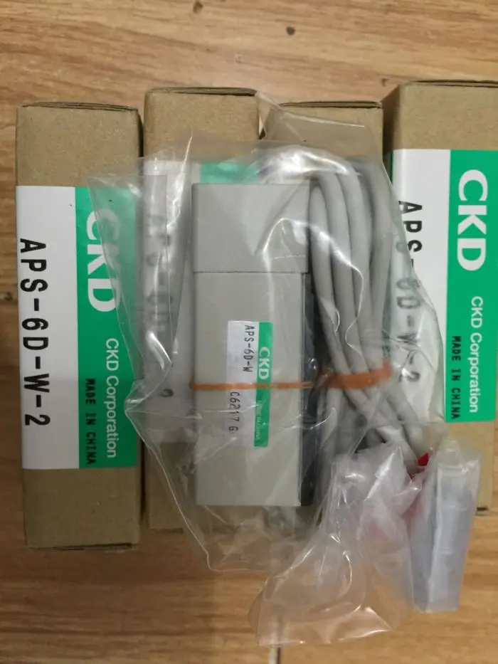 

APS-6D-W-2 APS-6D3-W new and original