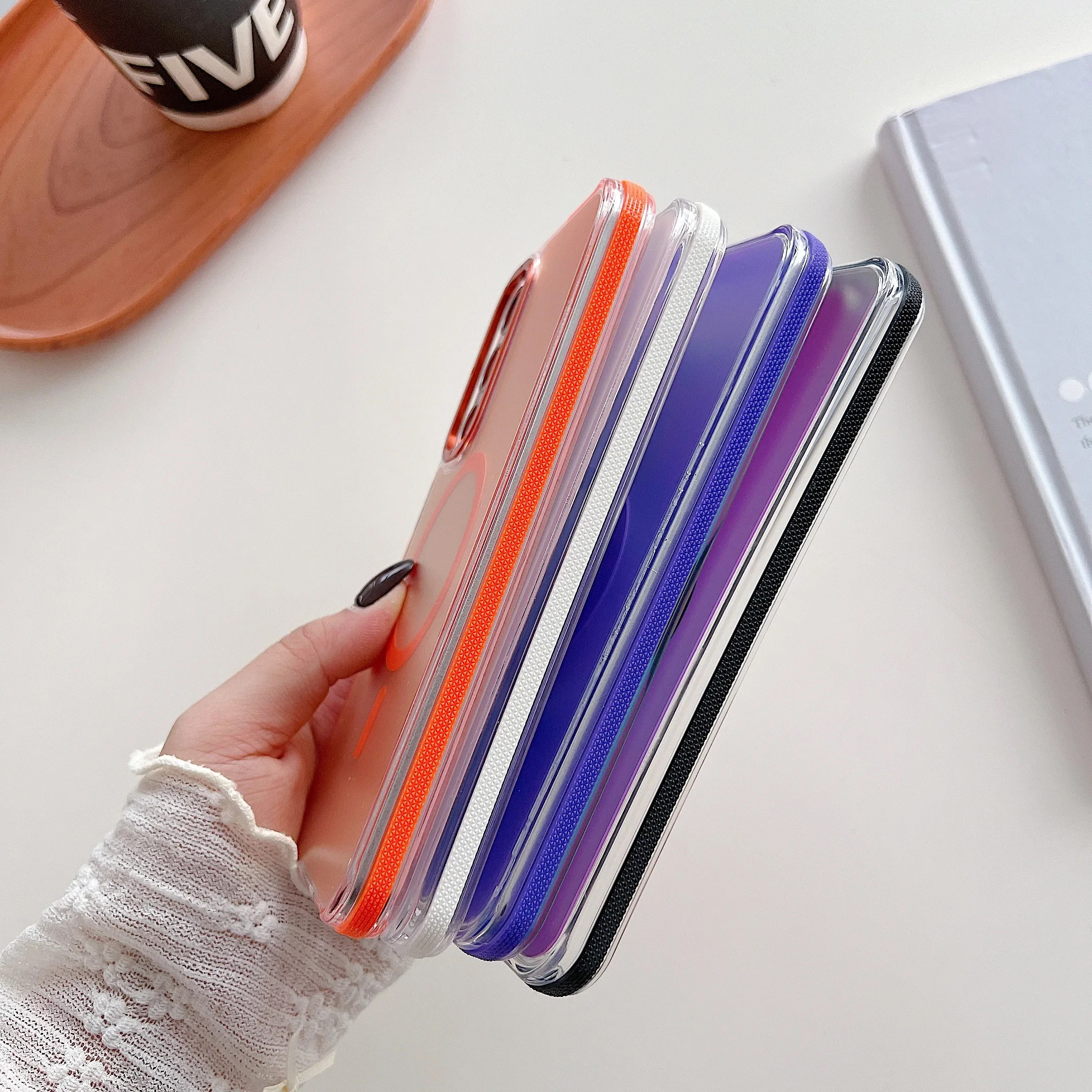 Aurora Magnetic Phone Case with Wireless Charging Capability