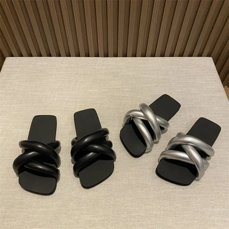 

2023 Summer Women Slippers Fashion Open Toe Slip on Sandals Flat Heel Outdoor Casual Beach Slides Shoes Flip Flops Women