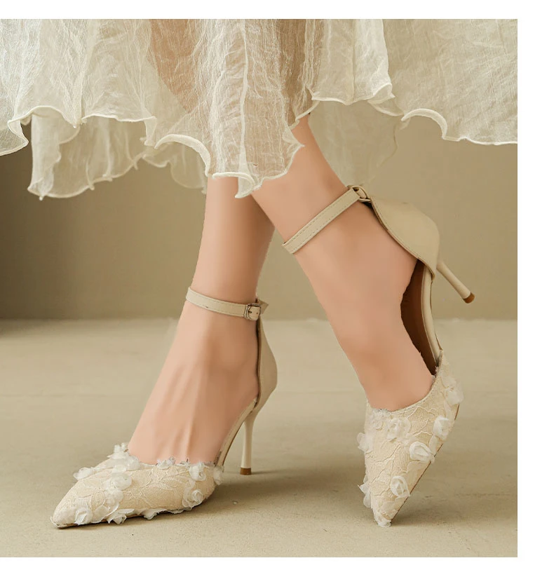 2026 Modische Rosa Spitzen-Blumen-Knöchelriemen-Absatzschuhe für Damen, Spitze Stiletto-Pumps in Übergrößen, Partyschuhe – Detail 4
