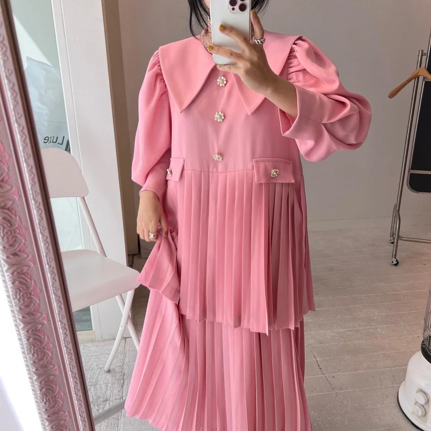 [EWQ] Spring New 2022 Lapel Flowers Buttons Decoration Dress Women Pink Robe Puff Sleeve Clothing Double Layers Pleated Dresses occasion dresses