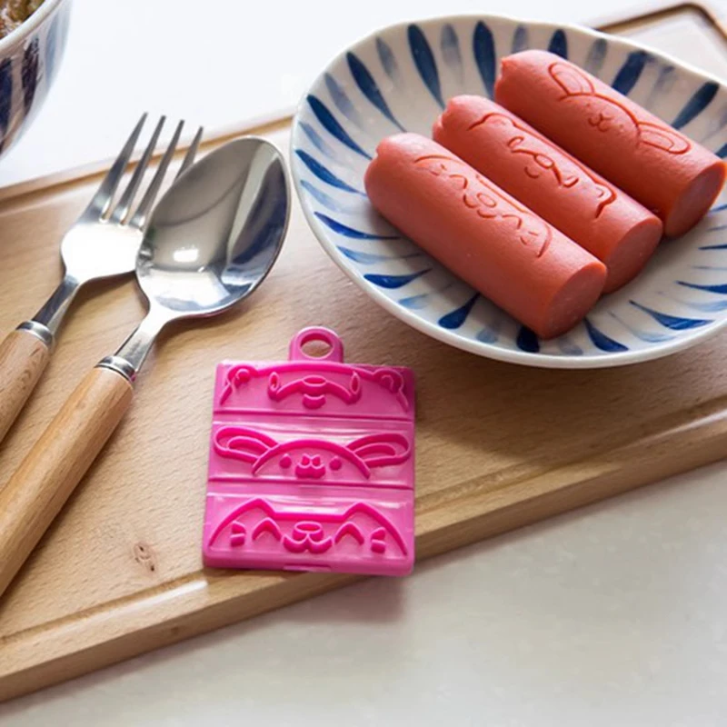 1PCS Sausage Hot Dog Cutter Flower Crab Octopus Ham Sausage Cutter Barbecue Hot Dogs Kitchen Cutting Mold Mould DIY Lunch
