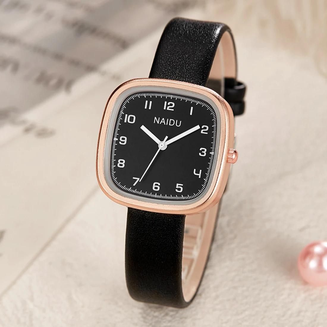 Рисунок 2 - Часы наручные женские кварцевые аналоговые