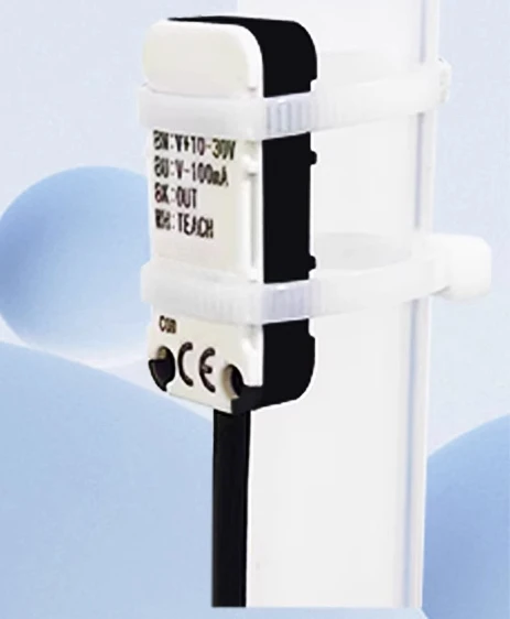 Detect viscous wall-mounted capacitance liquid level sensor Pipeline detection NPN/PNP adjustable