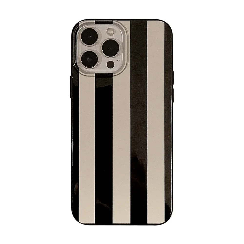 ตัวเลือกสินค้า เคสกันกระแทก iPhone หลายรุ่น ลายทางเรียบหรู