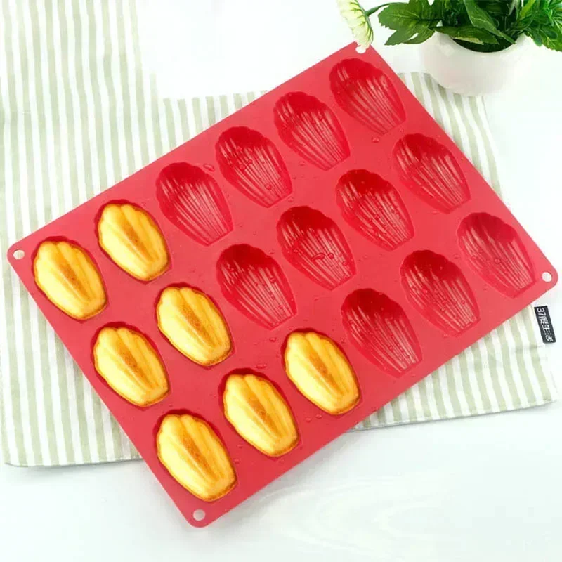 Silicone Madeleine Baking Mold - Non-Stick Shell-Shaped Pan