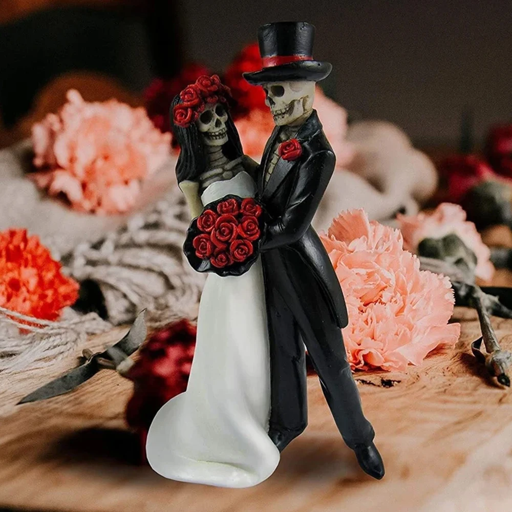 Skeleton Couple Statue Love Never Dies Bride and Groom Skeleton Couple Wedding Figurine Day of The Dead Skulls Resin Spooky Hal resin ornaments garden statue garden decoration resin statue resin handicraft ornaments resin ornament