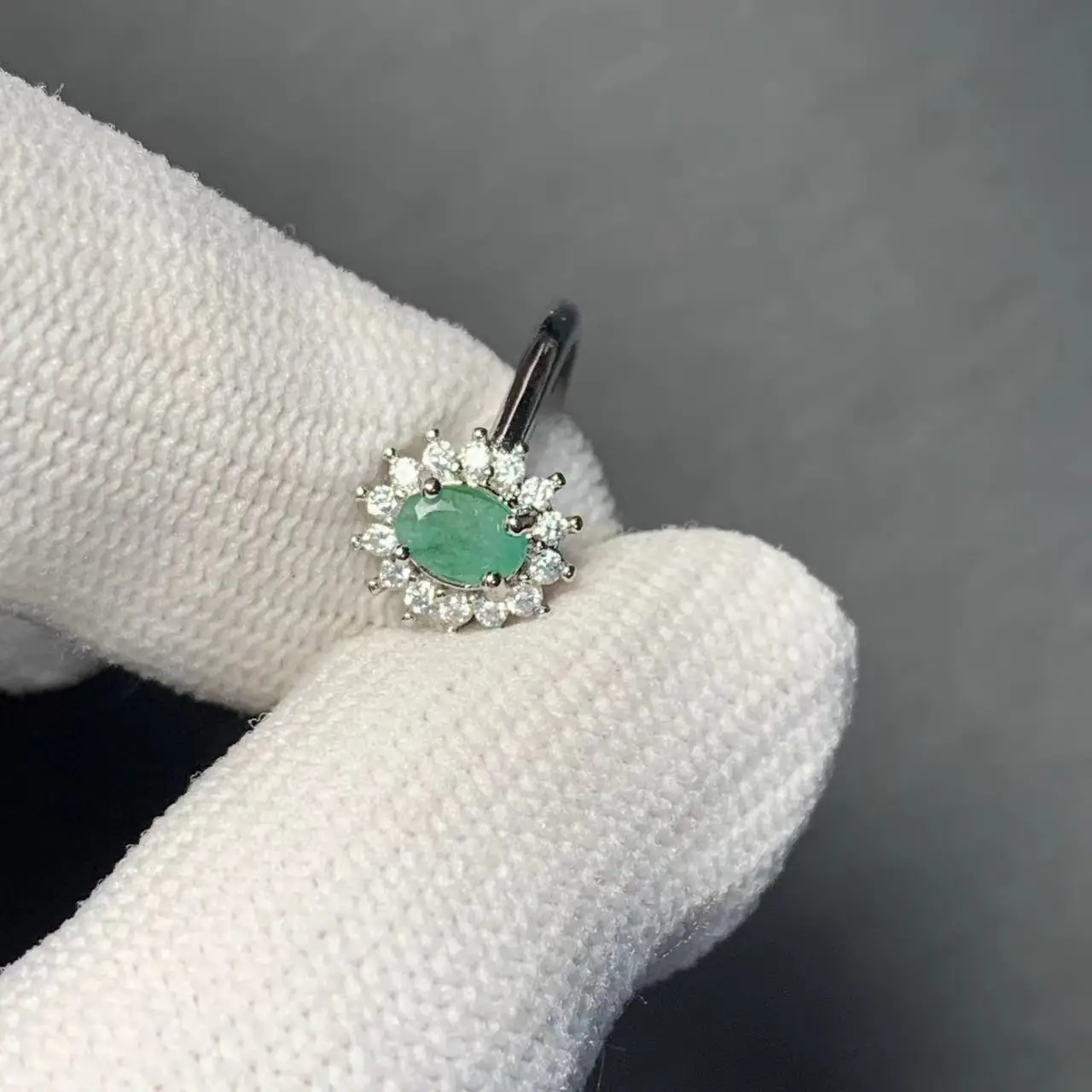 Natural Emerald Ring Adjustable Female Classic Ring Jewelry for Women Gift Wholesale High Quality Vintage Fine