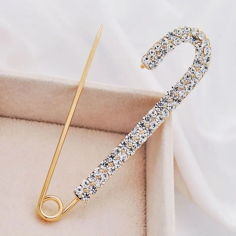 Elegant Brooches Luxury Crystal Rhinestone Brooch Pins for Women Sweater Lapel Pin Cardigan Dress Shirt Accessories