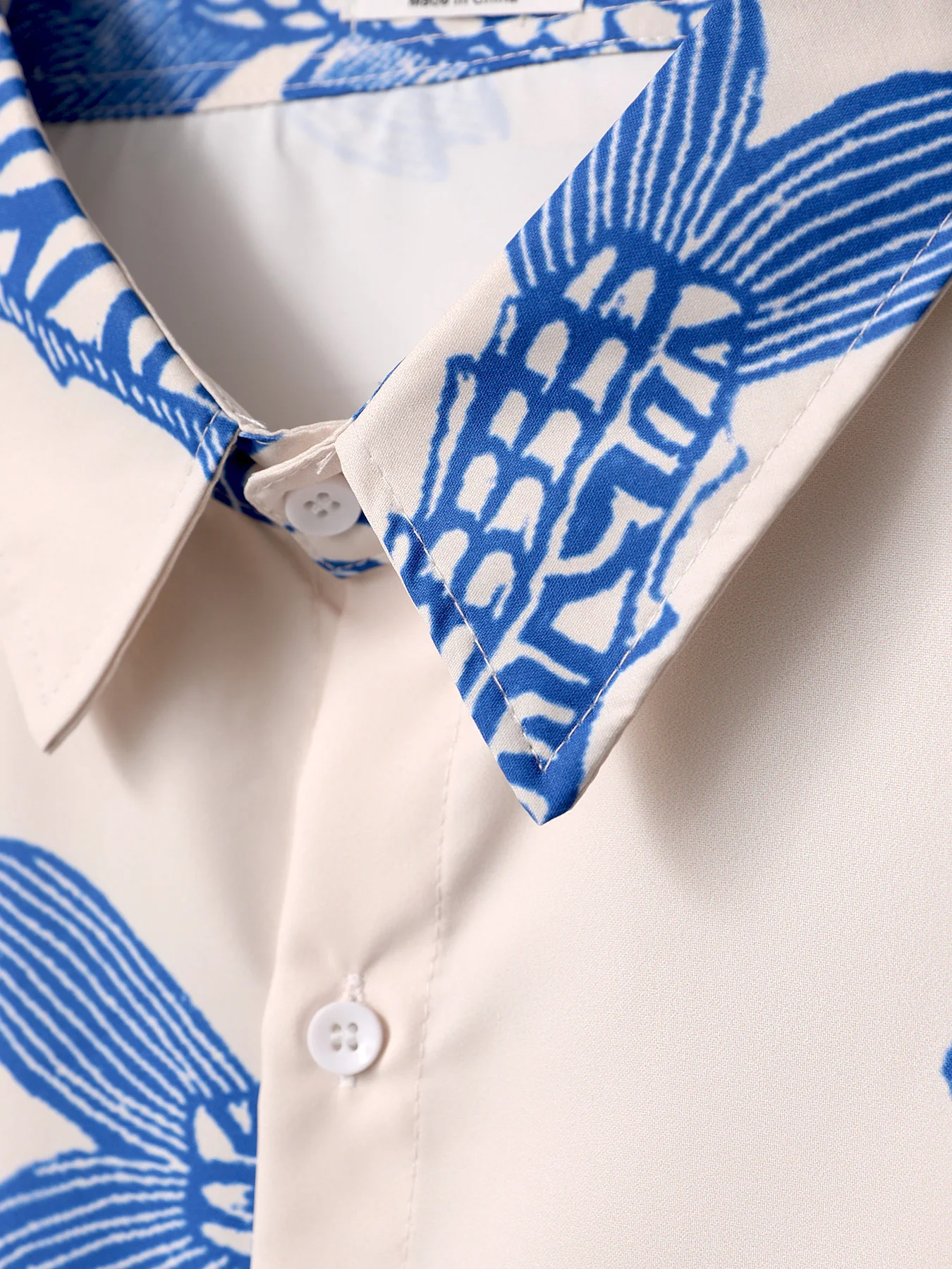 Casual Short Sleeved Shirt Short Sleeved Shirt Button Down Shirt Oversized Loose Men Shirt American Style Summer Fish Print
