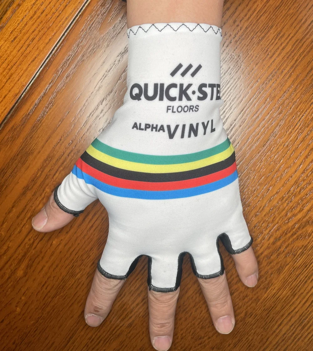 

2022 2021 Quick Step TEAM ONE PAIR CYCLING BIKE HALF FINGER GLOVES BICYCLE GEL GLOVE SIZE:M-XL