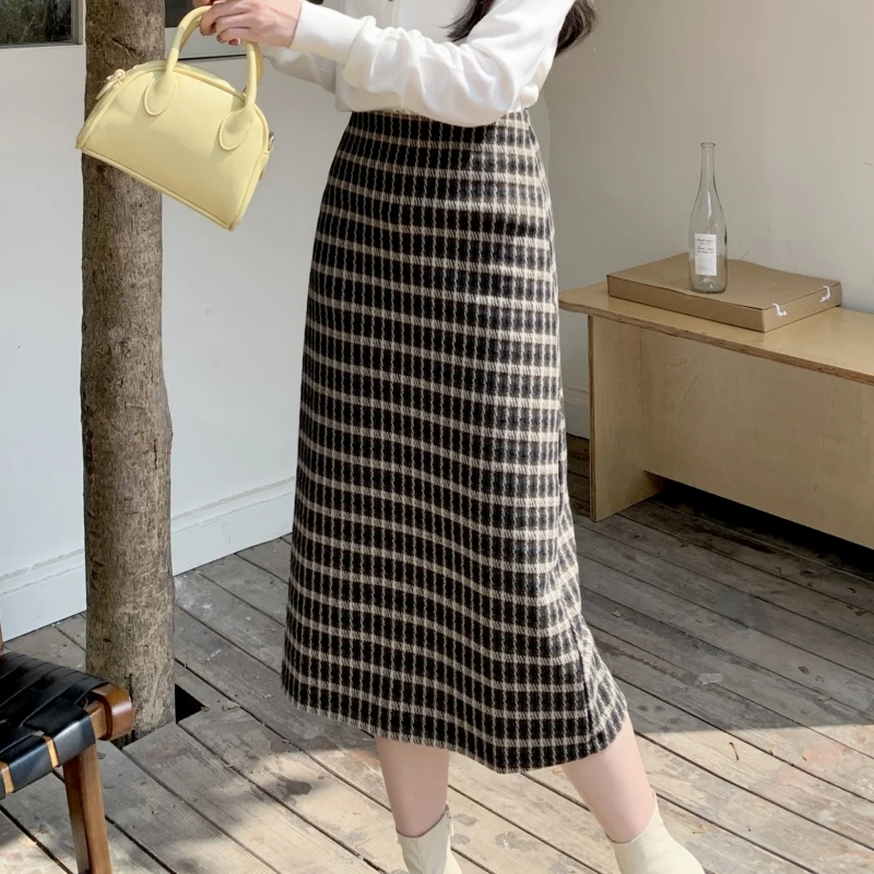 

Plaid Woolen Skirt Autumn and Winter High Waist Retro Mid-length Sheath Skirt Split A- Line Skirt