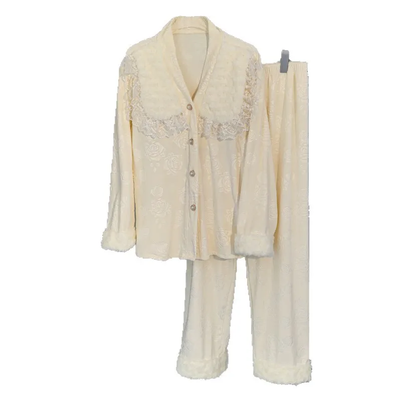 مجموعة ملابس نوم مخملية بأكمام طويلة من Sweet Rose...