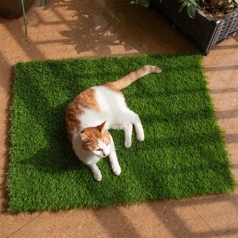 Pet Potty Training Pee Pad Mat Tray Grass House Toilet Pad Dogs Urinating Mat Portable Dogs Cats Potty Litter Box Dog Toilet