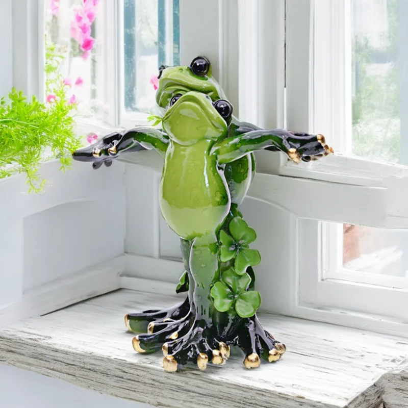 Titanic Lovers Frogs Statue For Home Decor, Hoom Room Table Decorative sculptures & figurines