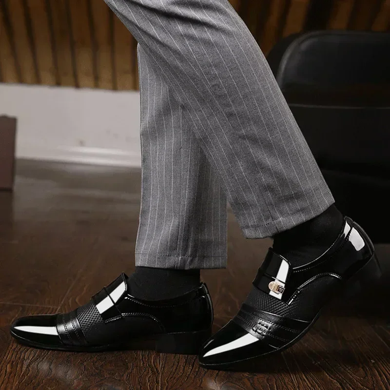 Men's Slip on Dress Shoes for Men Oxfords Fashion Business Dress male Shoes Classic Leather Men's Suits Man
