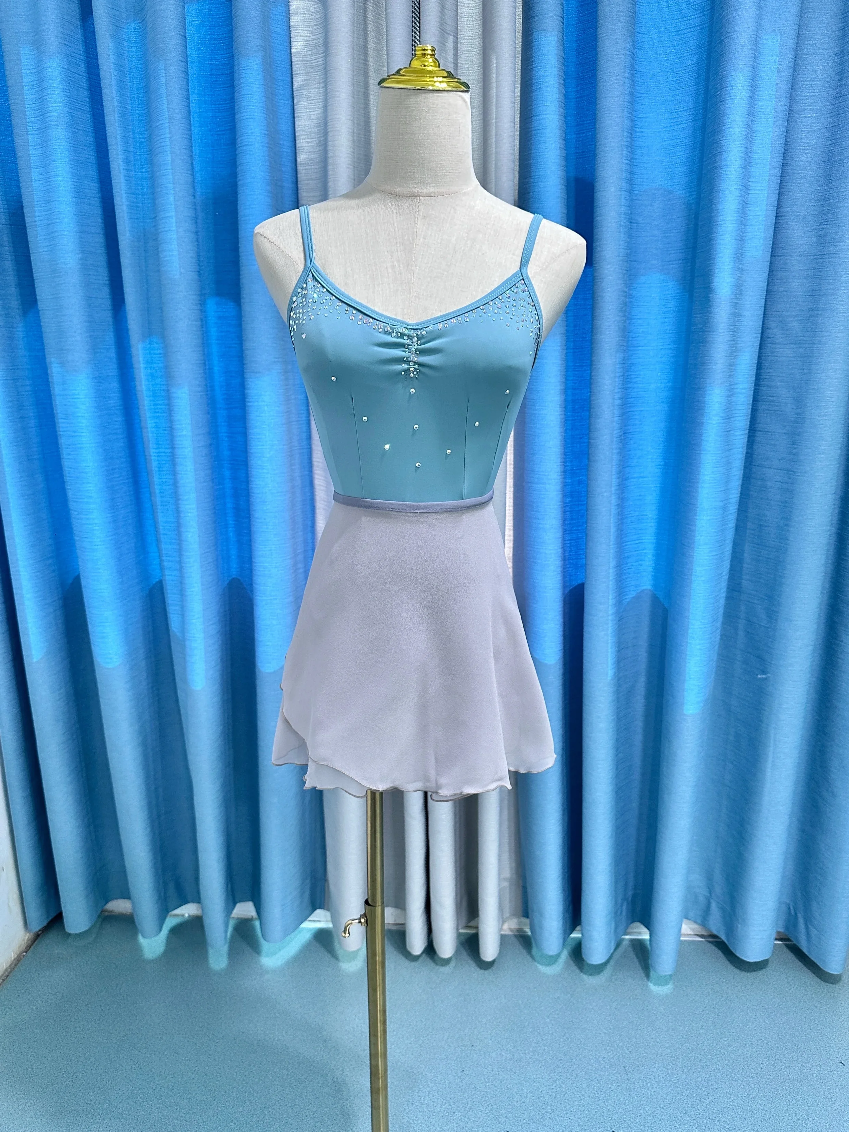 Damen Chiffon Ballettrock Kleiner Schürzen-Tutu Einfarbiger Übungs-Trikotrock Hochwertige Elegante Tanzkleidung für Erwachsene – Detail 27
