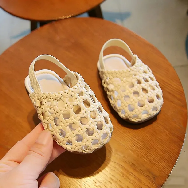 Kids'Casual 신발 샌들 그리드 PU 가죽 플랫 여름 신발 소녀용 미끄럼 방지 부드러운 바닥 베이지 카키 신발 사이즈 15-25
