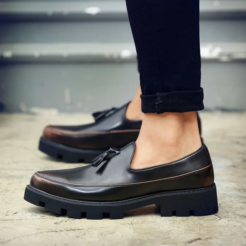 Men Casual Shoes Pointed Toe Dress Thick Soled Antiskid Luxury Designer