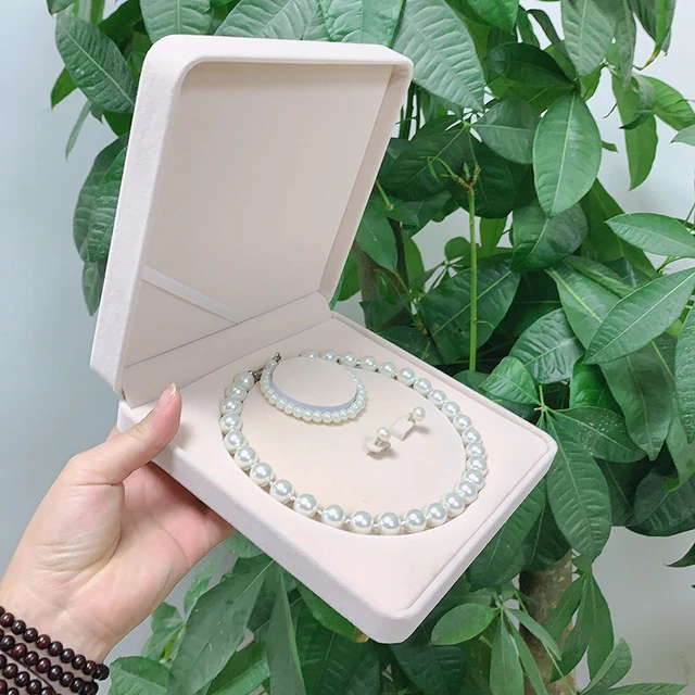 Amazon.com: February Mountain Mother of Pearl Small Jewelry Ring Box -  Gifts for best friends women, Thank you gifts, mom birthday gifts,  Friendship Women Gifts Trinkets Keepsake Treasure box : Clothing, Shoes