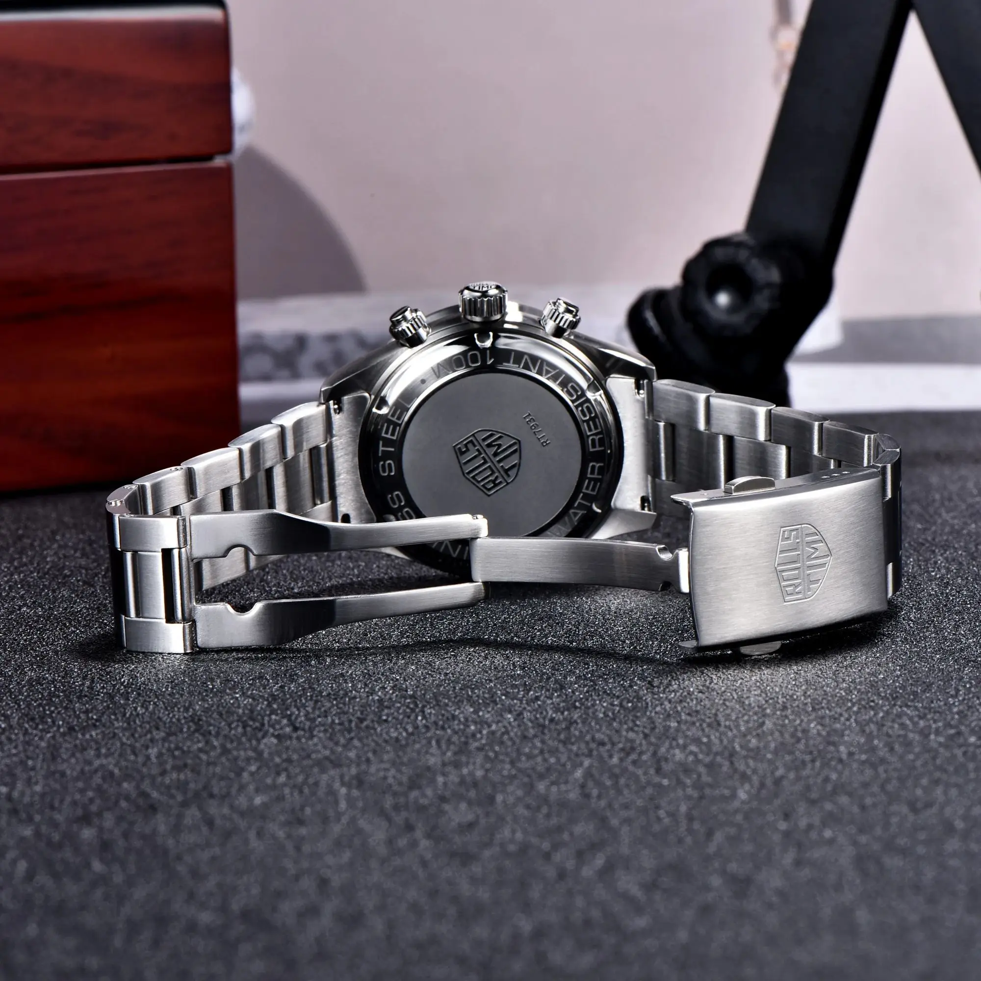 Rollstimi Retro Sport Chronograph Luxury Quartz Watch For Men VK63