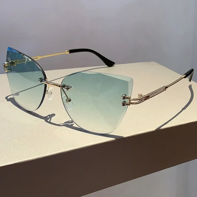 نظارات عين القط العتيقة للسيدات ، مصمم العلامة الت...