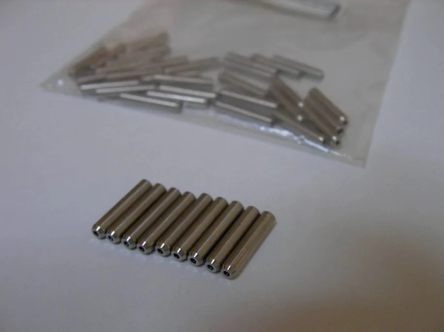 SC-metal-ferrule-1000um-100pcs-SC-ceramic-ferrule-1000um-100pcs.jpg