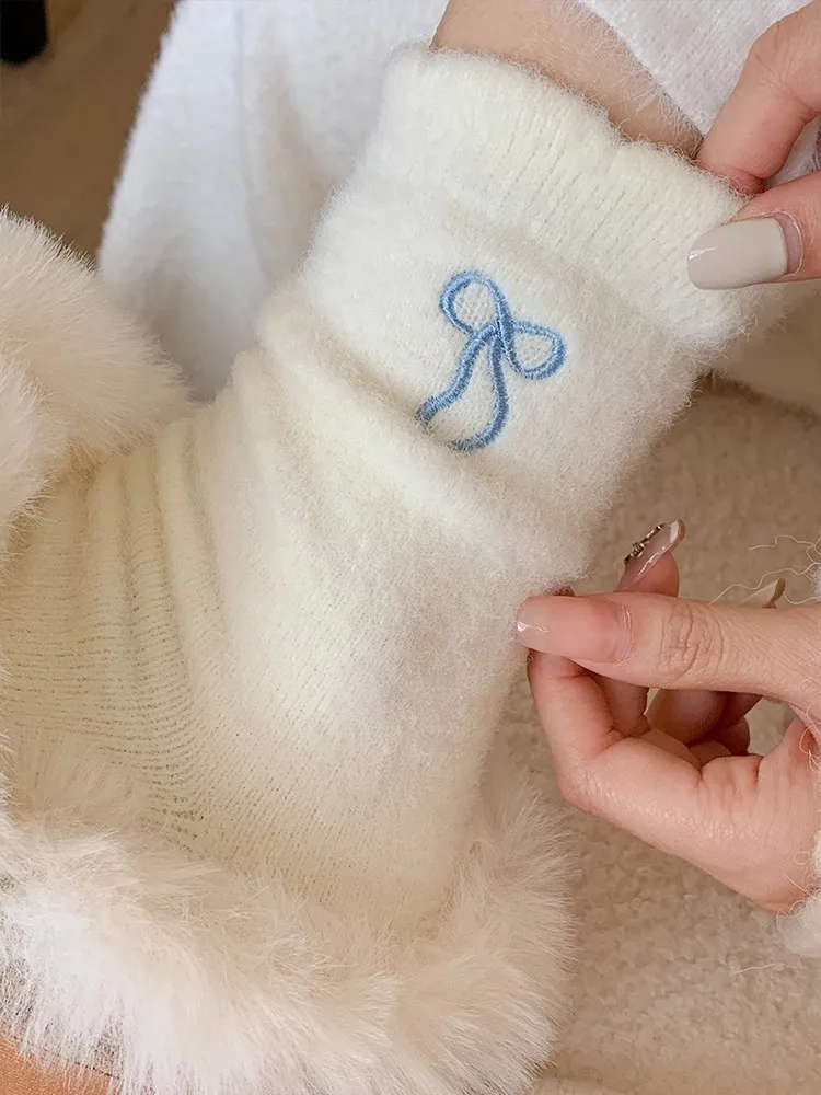 Cozy Mink Velvet Bow Plush Socks - Warm Fluffy Hosiery