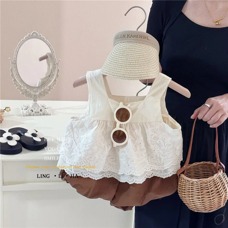

Children New Summer Clothes Sets Solid Korean Version Lace Sling Girlss Embroidery Leeveless Vest + Short Costumes Shorts 2-7Y