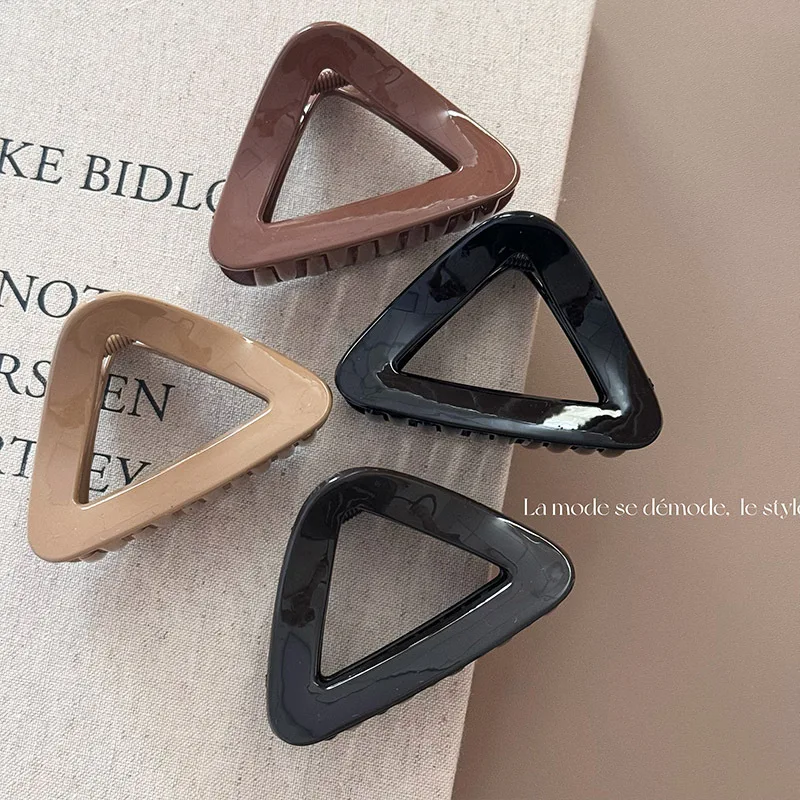 

New Hair Claw Clips Plastic Triangle Geometric Hair Clamps Grab Small Size Shark Clip Vintage Women Hair Accessories