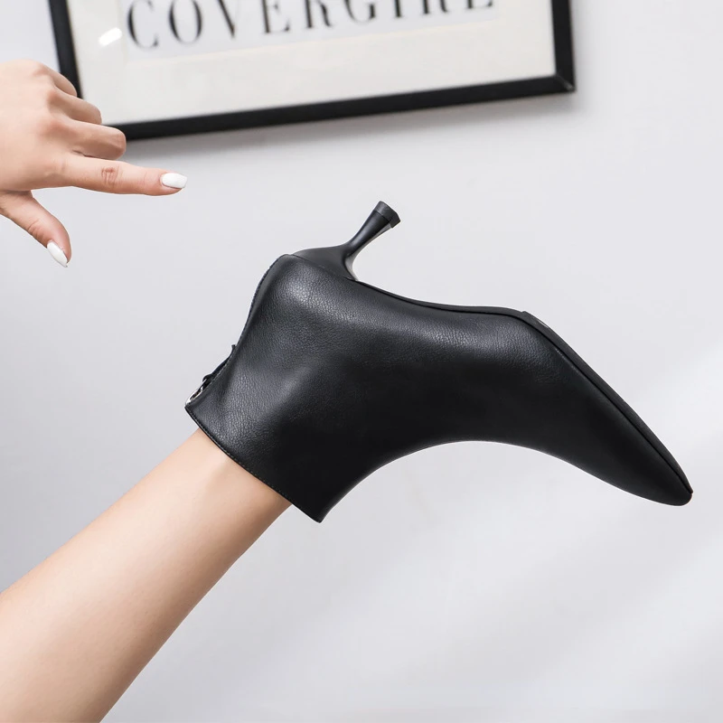 

Women's winter plush pointed thin heeled leather short boots