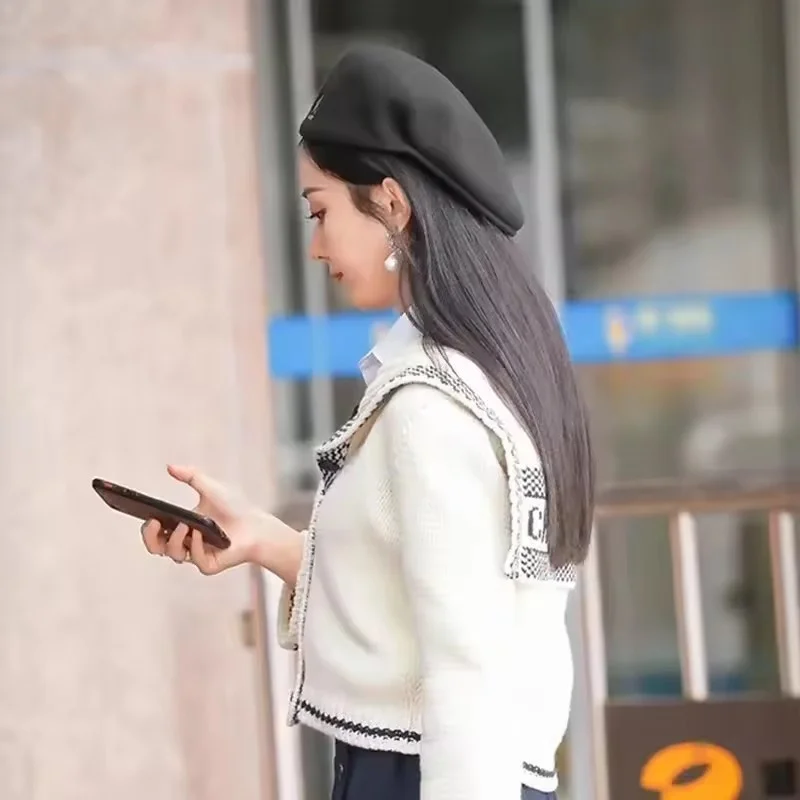 Beret Hat Knitted Thin Breathable Mesh Wool Four Seasons Women Men Autumn Winter Beanie Stars Style