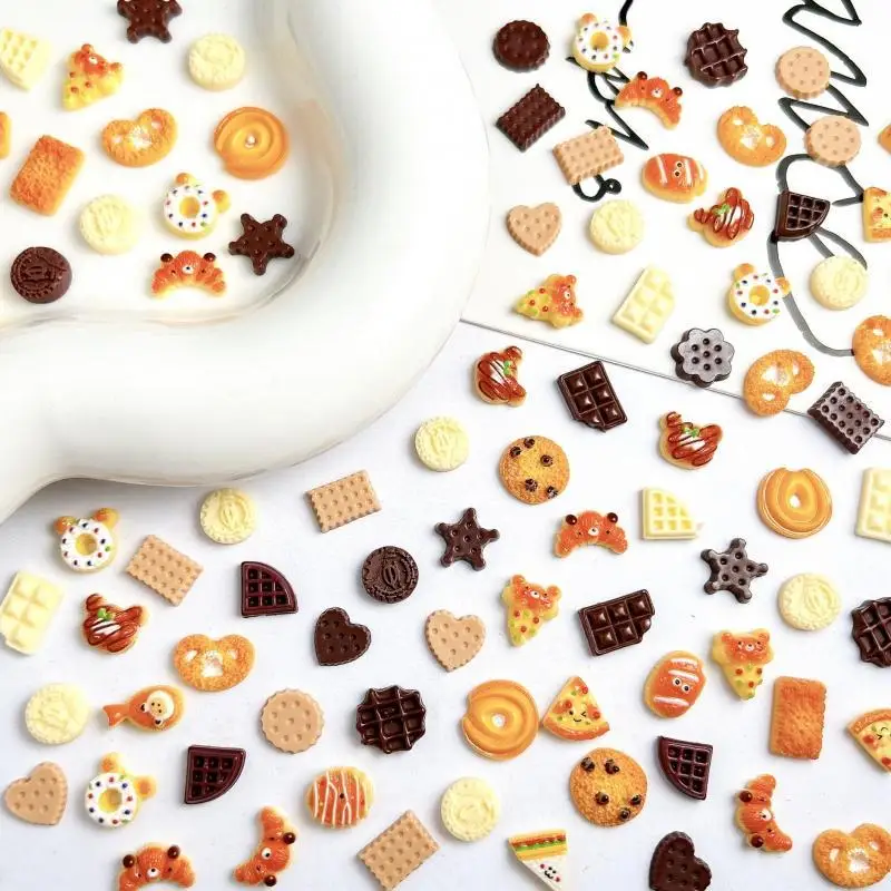 Creative Bear Ice Cream Chocolate Nail Art Accessories Cute Simulated Smile Sandwich Star Biscuit Dessert Nail Charms DIY Nails 4