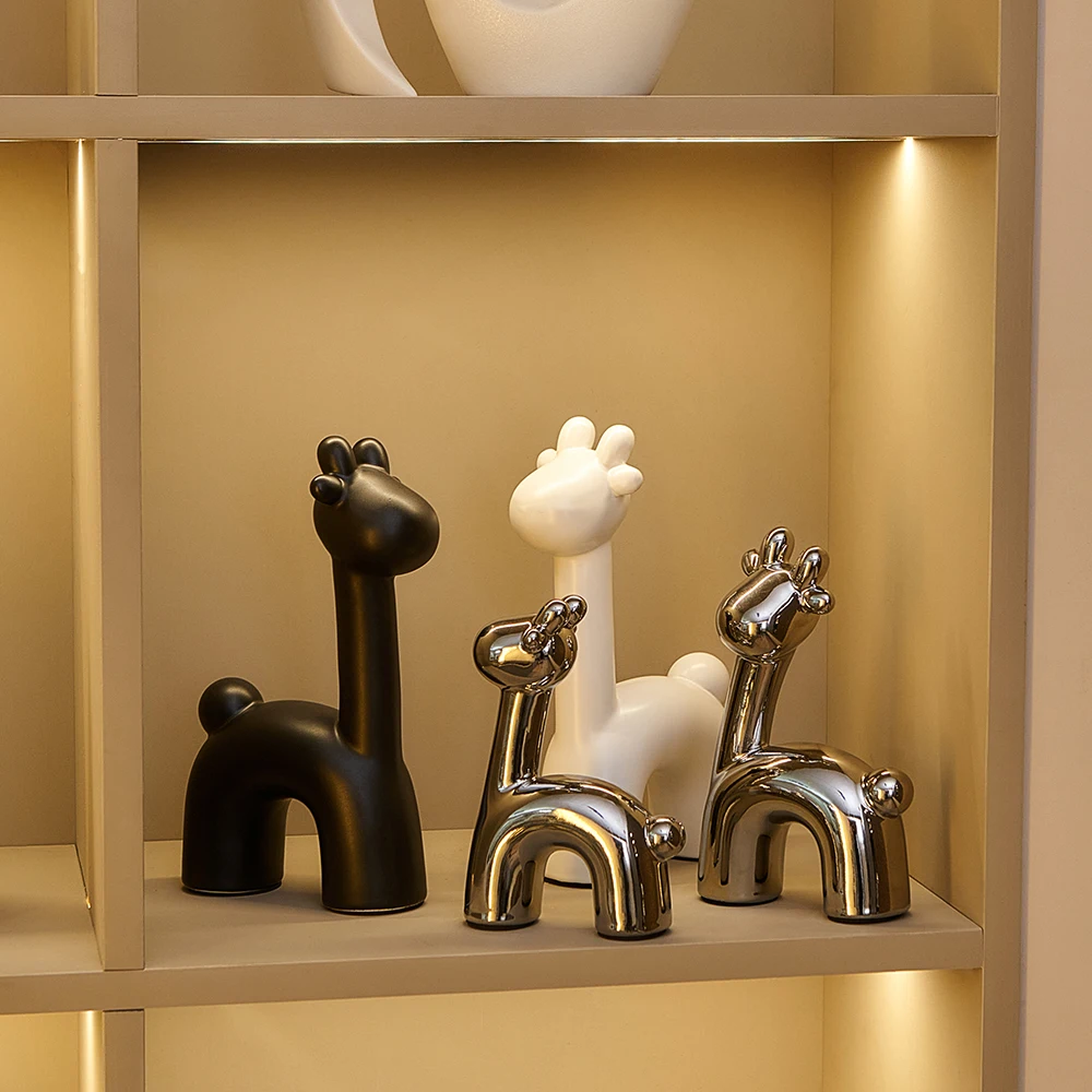 

Creative Minimalist Design Deer Figurine Home Decoration Crafts Modern Living Room TV Cabinet Ornament Office Desk Accessories