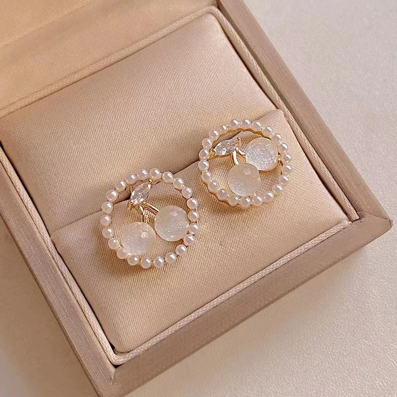 

Exquisite Cherry Pearl Fashion Earring Simple And Elegant Shining Crystal for Earrings Girls Party Jewelry Gift