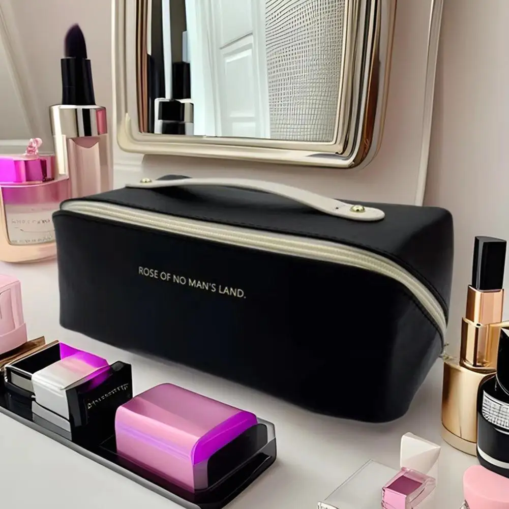 Luxury Female Makeup Organizer Bag PU Leather Cosmetic Case