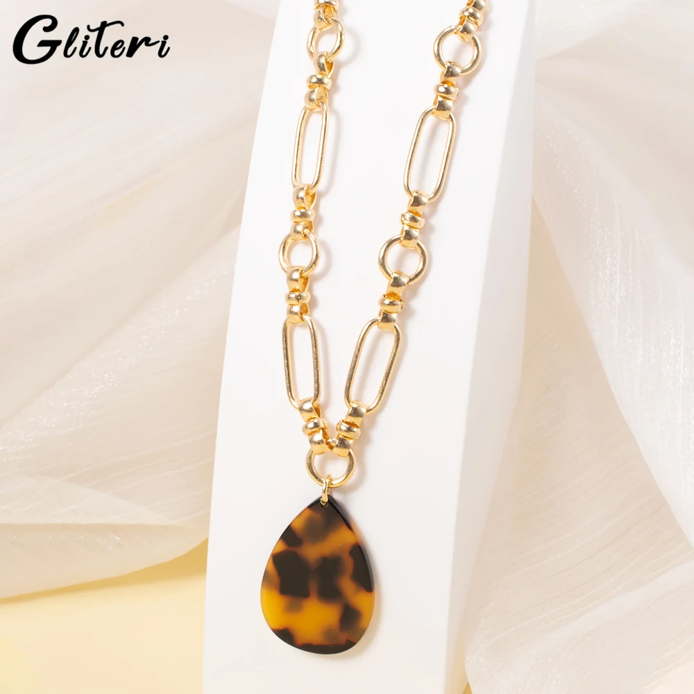 

GEITERI Fashion Leopard Print Resin Drop Water Necklaces For Women Girls Gold Color Clip Chain Choker Jewelry Birthday Gift 2023