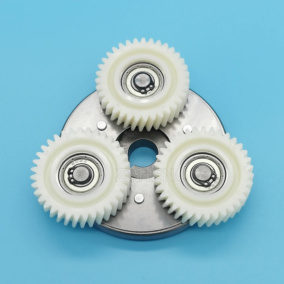 35T Oblique Gear 47.3x13mm Nylon Helical Gears With 608z Bearings