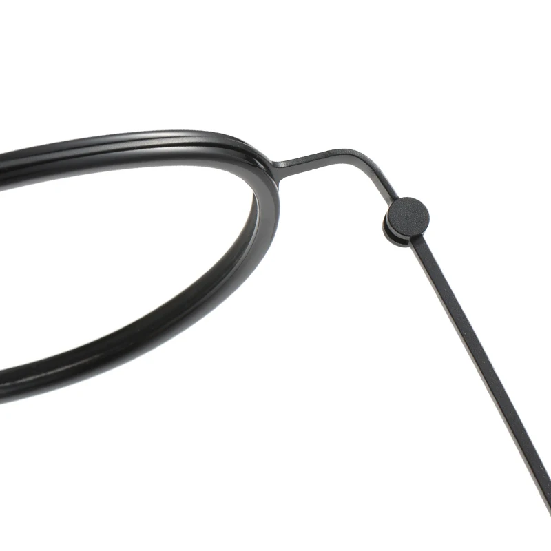 Eyeglass Image 3