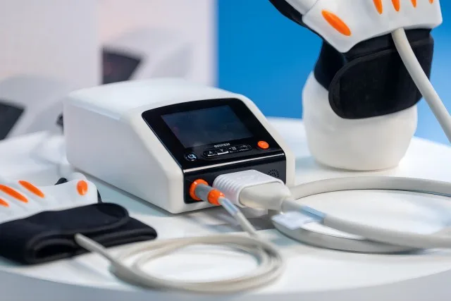 English System Voice Lengthened Gloves Wrist Hand Exercise Pneumatic Robot rehabilitation gloves for hand and wrist