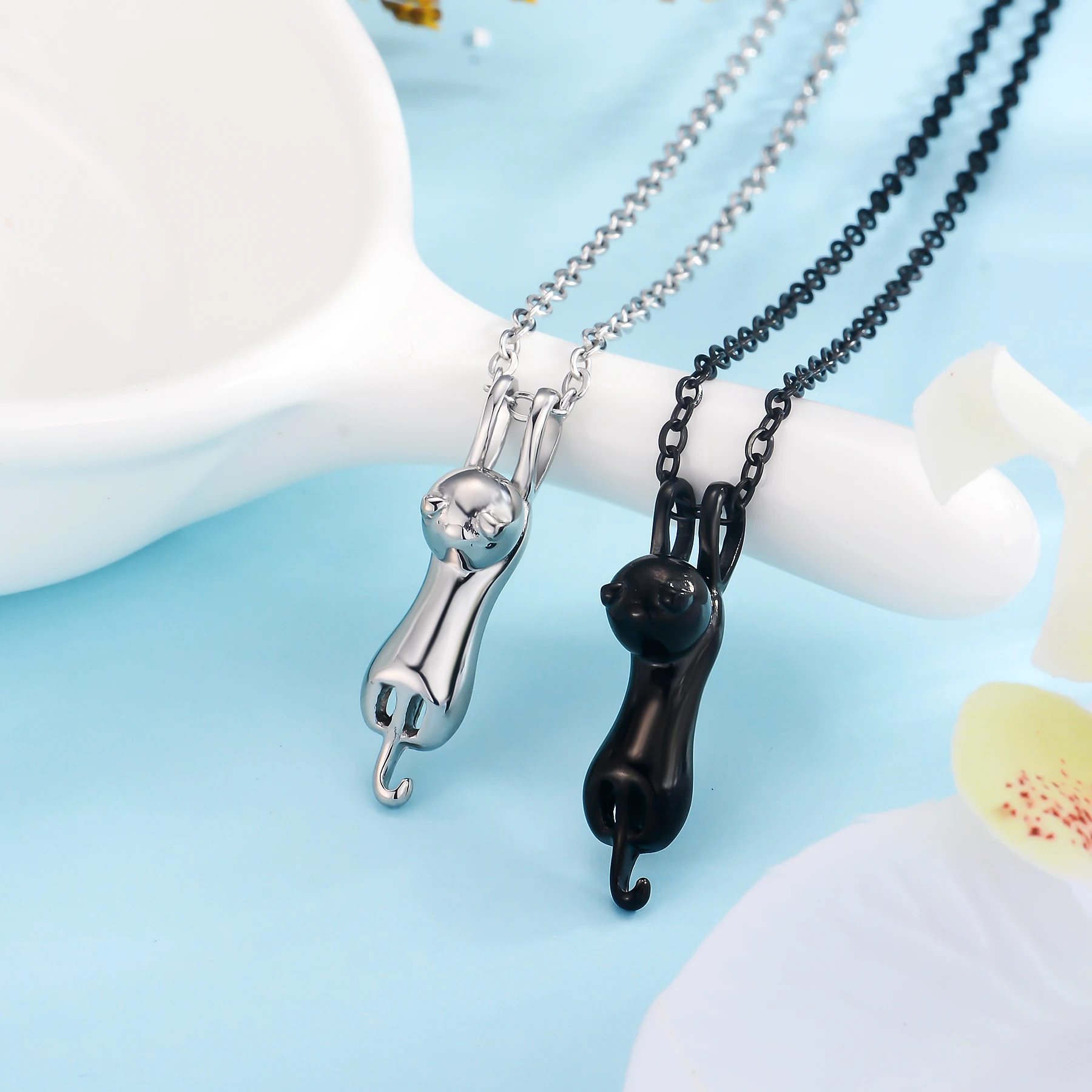 Collana lunga pallini Zampa e osso Zirconi argento | Loves