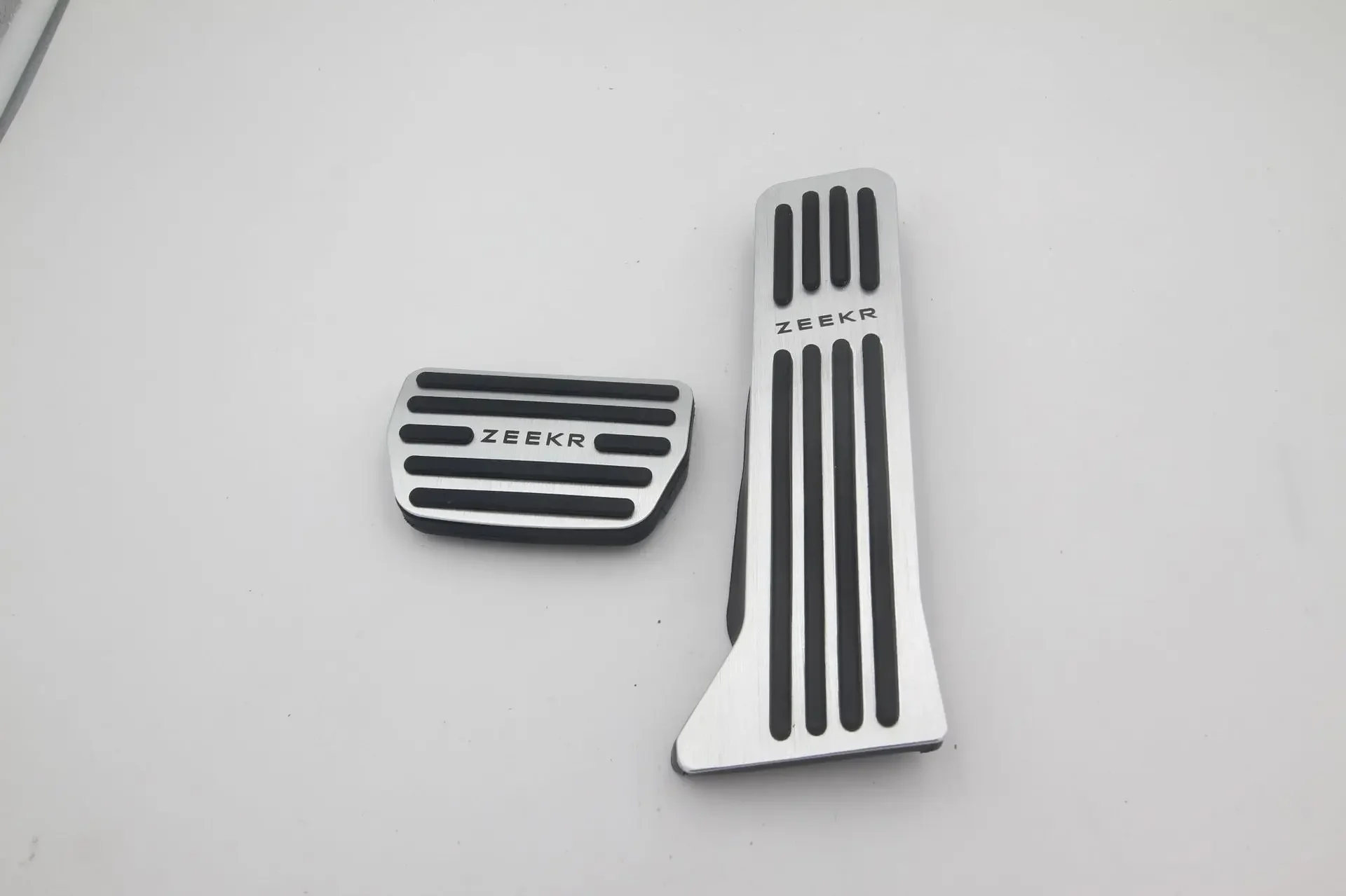 For Zeekr 001 Car Styling Interior Gas Brake Panel Cover Sticker Aluminium Alloy Modification Auto Accessories