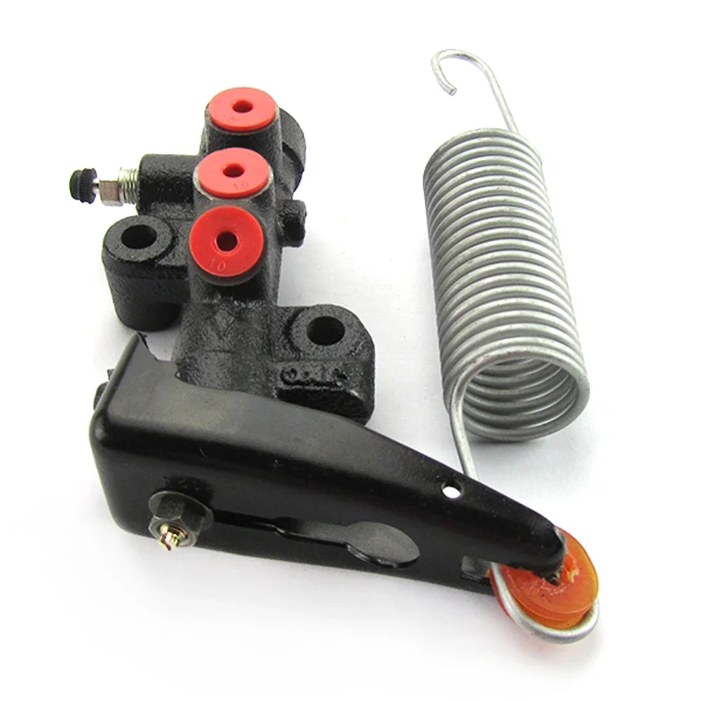 Brake Load Sensing Proportioning Valve for Mitsubishi Montero Pajero 2 MK2 V31 V33 V36 V43 V44 V46 1990-2004 MB668326 MB668328