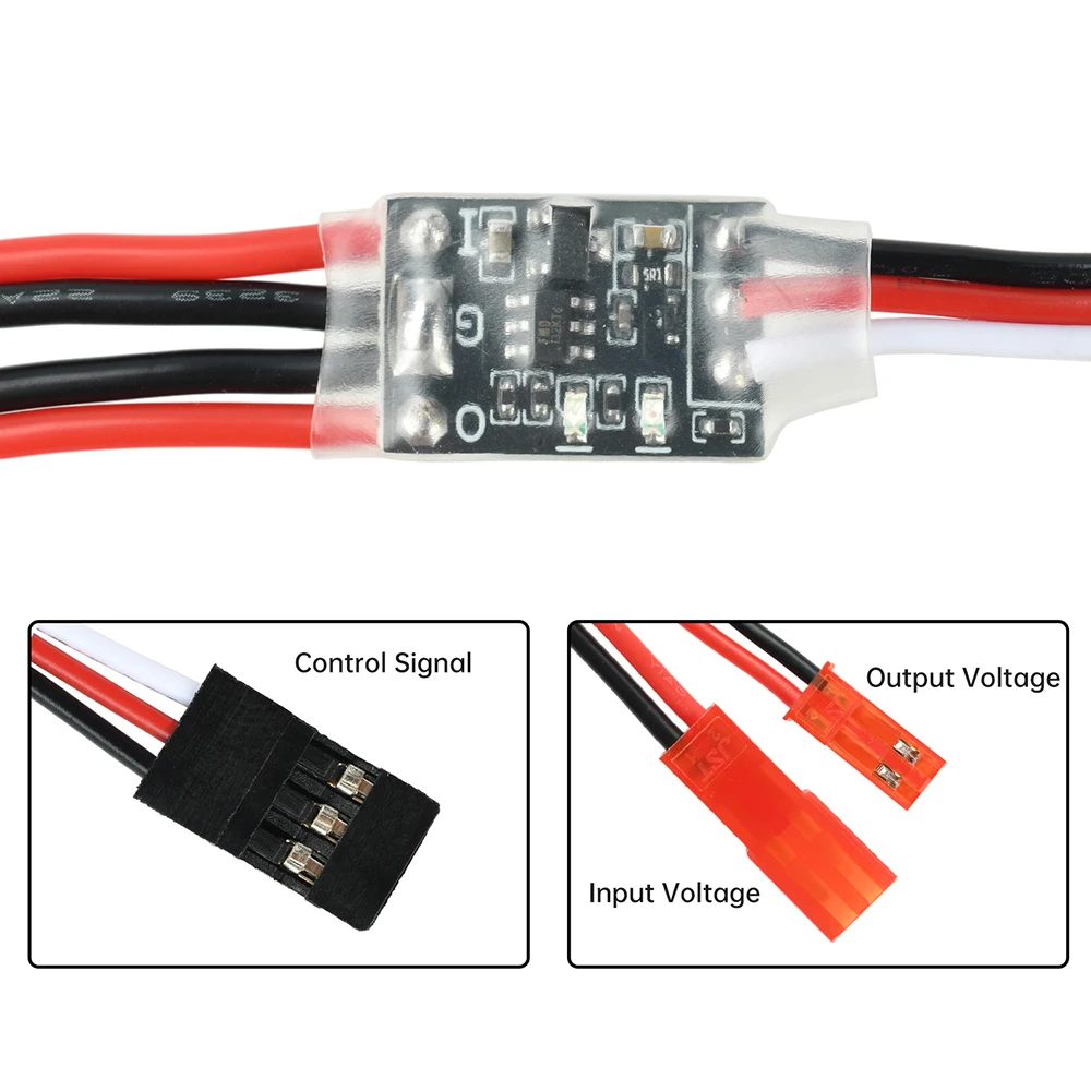 Vue de dessus du module de contrôle PWM 8A/17A 3-30V pour drone avec échelle centimétrique