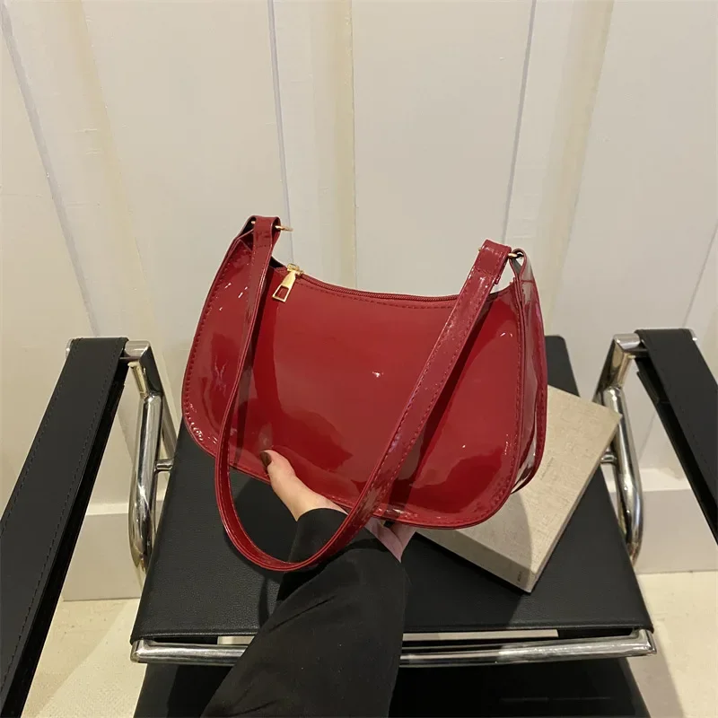Fashion Retro Patent Leather Glossy Shoulder Bag Solid Color Women's Handbags Casual Brand Designer Underarm Bag 숄더백