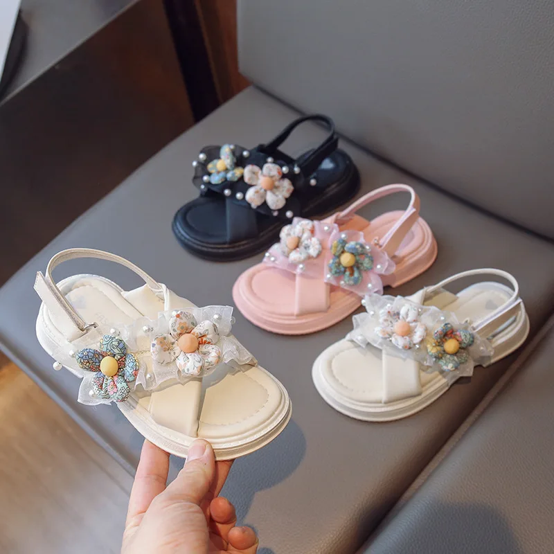 

2023 Summer New Girls Princess Shoes Kids soft-soled Flowers Beach Sandals Comfortable Sandal for Children Pink White Black