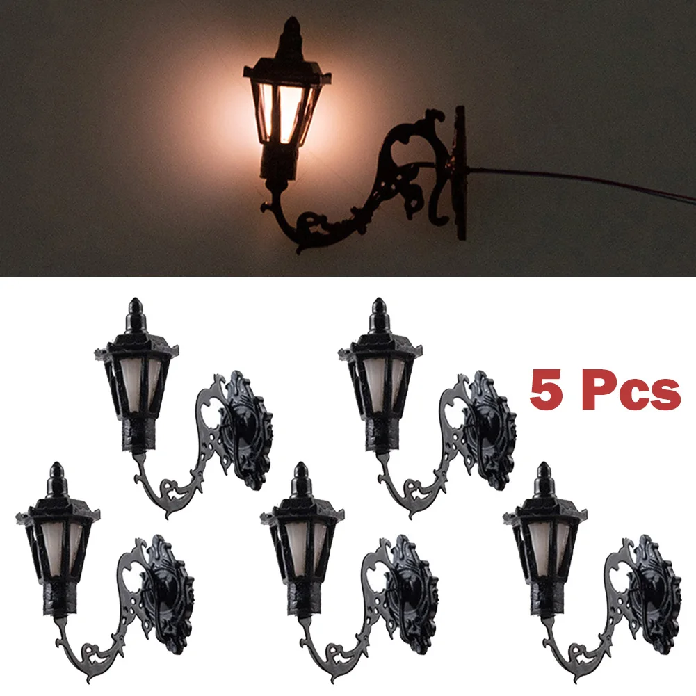 5Pcs Train Railway Park Led Lamppost Lamps Wall Lights Model Scale 3V Model Garden Lamps Miniature Lanscape Model Building 3
