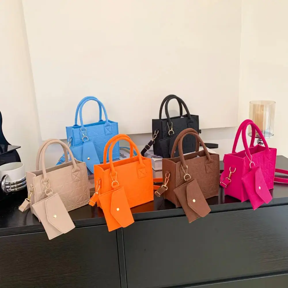 

Fashion Felt Cloth Pattern Shoulder Bags For Women Small Handle Underarm Bag Clutch Luxury Solid Color Female Handbag 2023 New