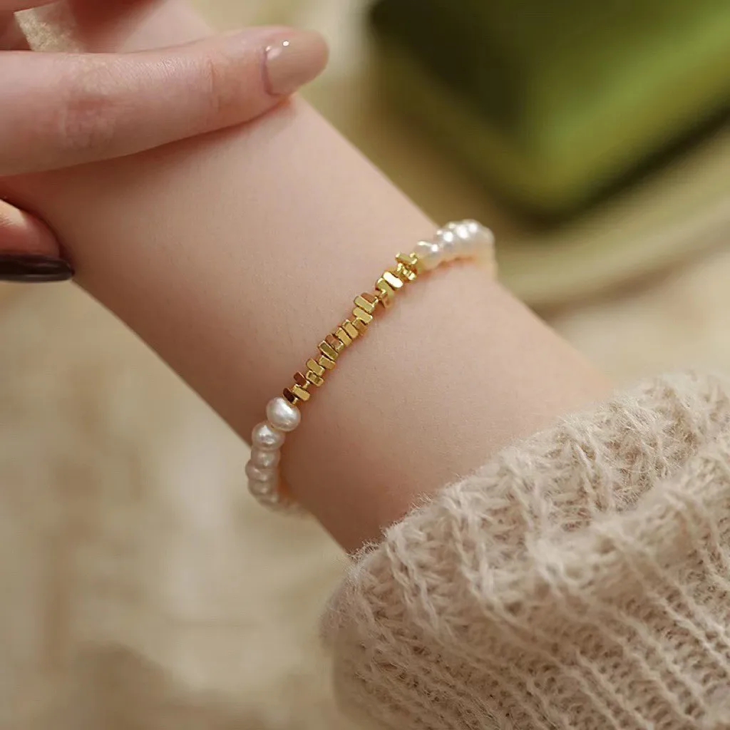 Hot Sell Natural Freshwater Pearl Trendy Crushed gold Design 14K Gold Filled Ladies Bracelet Wholesale Jewelry For Women Gifts