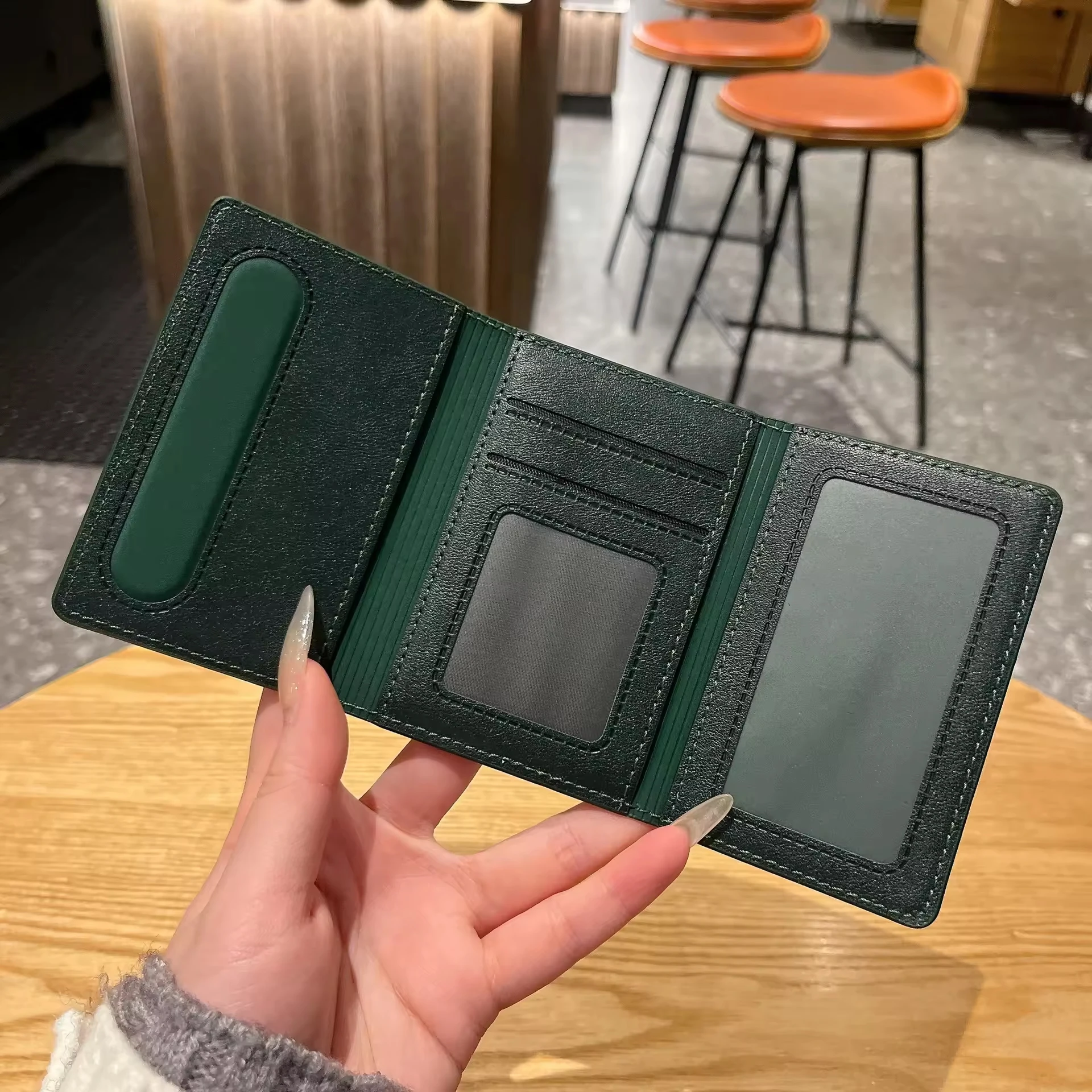 Magnetic Tri-Fold Cardholder with Strong Magnet Clip – Stand and Magnetic Wallet
